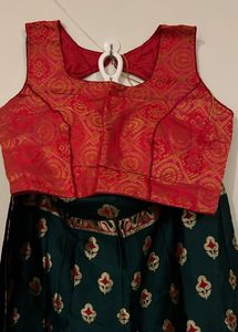 Banarasi Lehanga With Padded Blouse &amp; Heavy Duppat