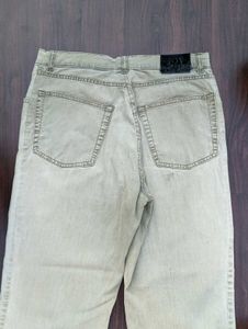 BOOT CUT CREAM