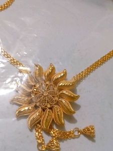 Gold Sunflower Necklace
