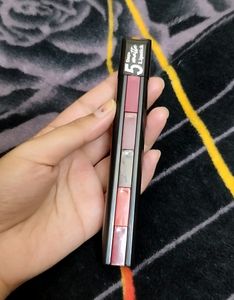 5 In 1 Matte Lipstick