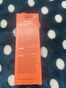 Lotus Herbal Safe sun Spf 60+