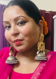 Elegant Gold Jhumka Earrings