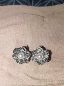 Pearl Flower Stud Earrings