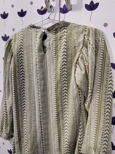 Patterned Long Sleeve Top