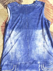 Unique Graphic Print Tank Top