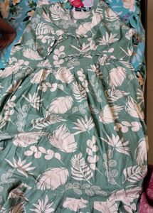 Heera Green Floral Kurta And New 2Xl white legging