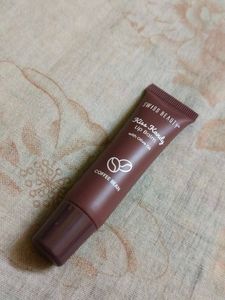 Swiss Beauty Kiss Kandy Lip Balm 🤎