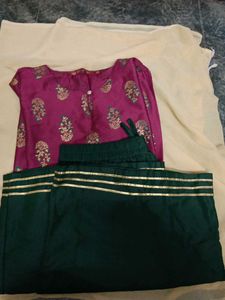 Purple Printed Kurti with Green Pant