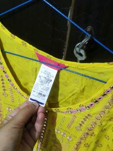 Yellow Top