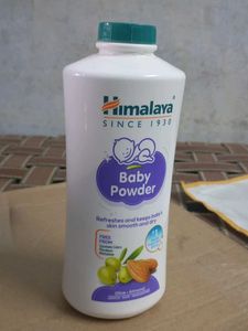 Himalaya Baby Powder