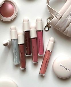 Rare Beauty Lip Gloss