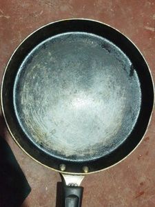 Nonstick Tawa