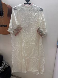 Zari work kaftan for festive season