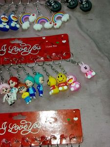 36 Assorted Keychains At Best Price