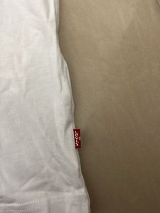 Original Levi&#39;s T-Shirt