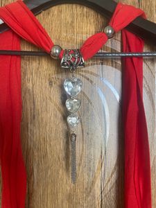 Women Heart Gemstone Scraf/Stole With CharmPendant