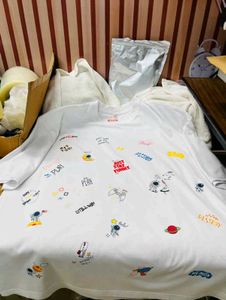 TeeCart Customs Graphic Tee