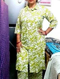 Green &amp; White Kurta Set