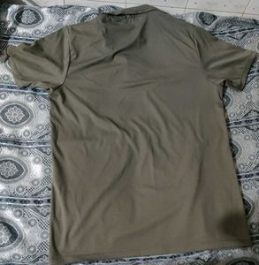 Men&#39;s Casual Shirt