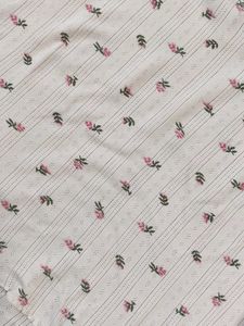 🌸 Soft Pink Floral Top (XL) 🌸
