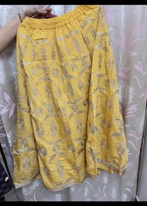Pamplem Top With Skirt