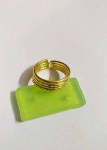 Gold-tone Wire Rings - Set of 2