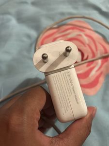 MacBook Air 61W USB-C Power Adapter