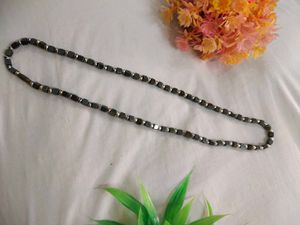 Golden And Black Beads Necklace Chain