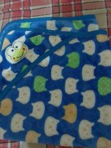Cute Blue Cat &amp; Frog Hooded Baby Blanket