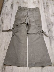 Ma1865 Ranzer cargo bootcut jeans waist 26 inches