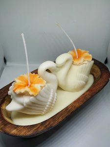 Swan Candle Set