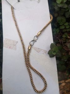 Chain With Pendant