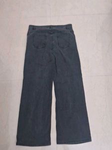 Scatched Wide Leg Baggy Jeans