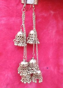 Earings And Nacklace