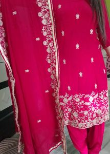 Beautiful Punjabi Suit With Dupatta