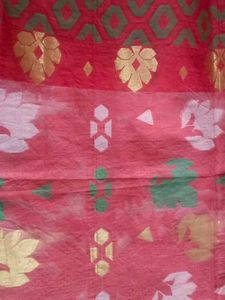 Red &amp; Gold Patterned Saree