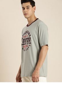 Men Drop Shoulder Oversized  T-shirt