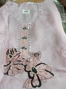 Pink Floral Embroidered Salwar Kameez