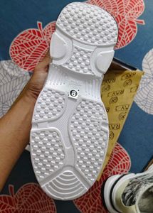 ray j Casual For Men (White, 8)