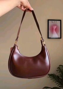 Chic Brown Shoulder Bag