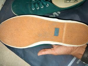 Shoes || Snickers