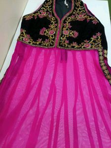 Embroidered Black & Pink Sarara