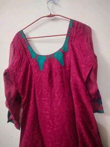 Embroidered Kurta Set