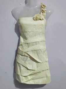 ONE SHOULDER DRESS