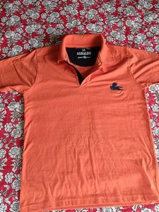 I am Selling Orange Colour T-shirt 👕.