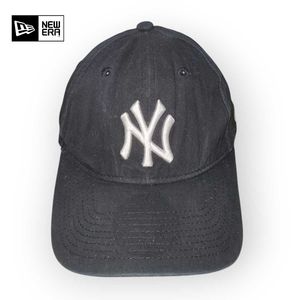 Authentic New Era 9FORTY Cap–Vintage Pre-Loved