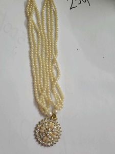 Pearl with Golden Diamond Pendent