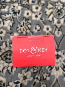 Dot And Key Strawberry Tinted Sunscreen
