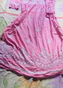 Nayra cut chikankari kurti✨