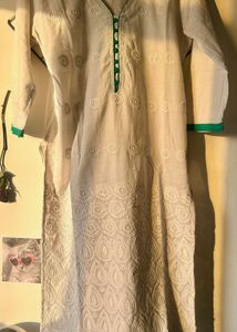 Beautiful White Cotton Chikankari Kurti